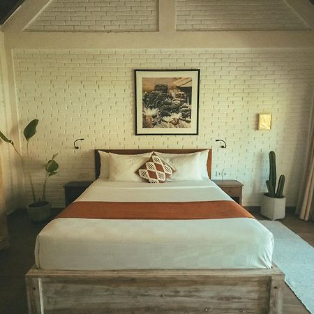 Cari Surf Camp & Studio'S Uluwatu Екстериор снимка