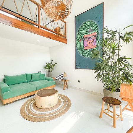 Cari Surf Camp & Studio'S Uluwatu Стая снимка