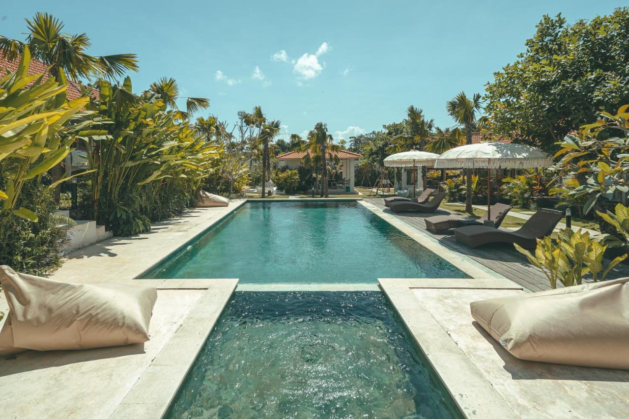 Cari Surf Camp & Studio'S Uluwatu Екстериор снимка