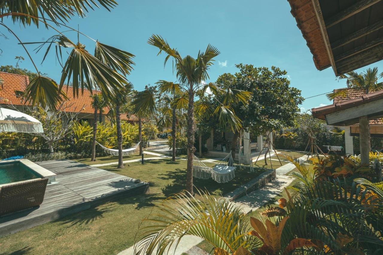 Cari Surf Camp & Studio'S Uluwatu Екстериор снимка