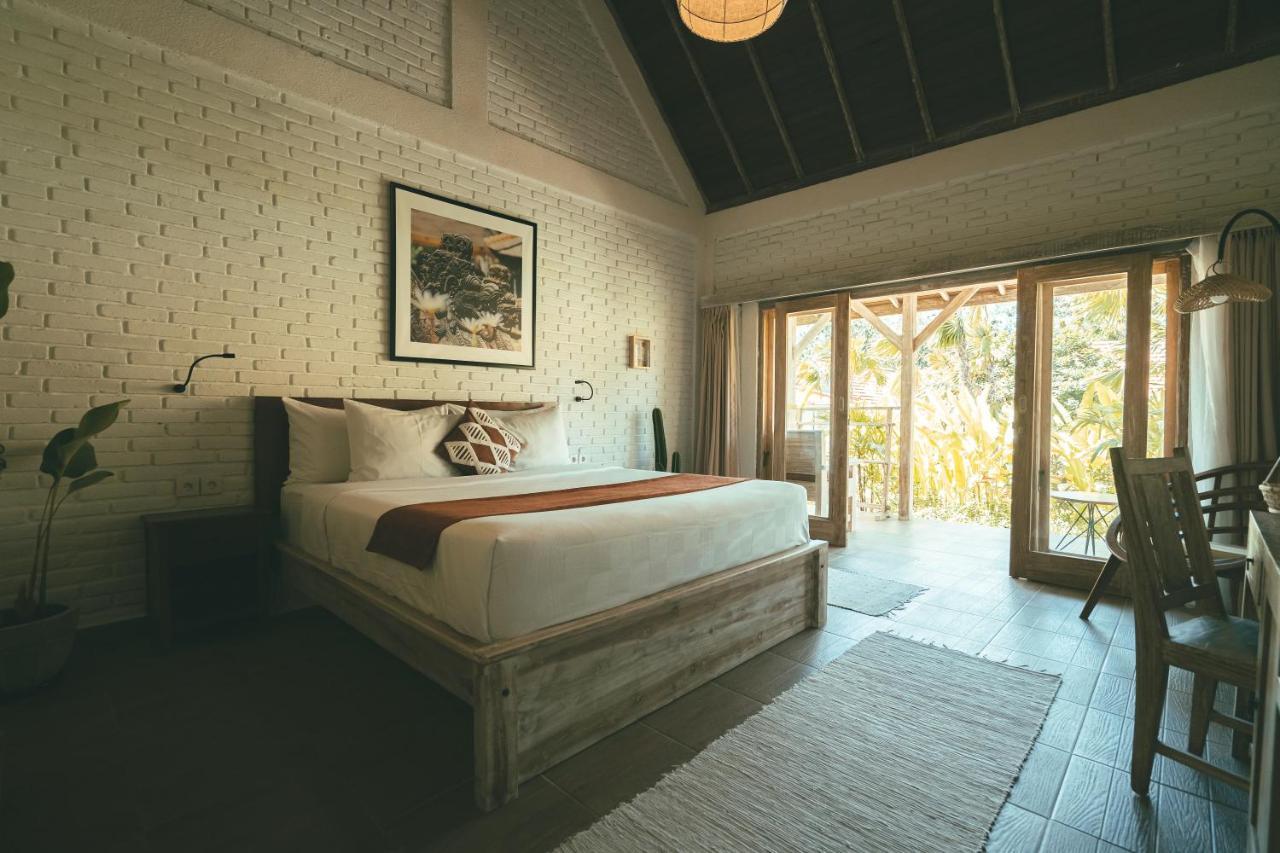 Cari Surf Camp & Studio'S Uluwatu Екстериор снимка
