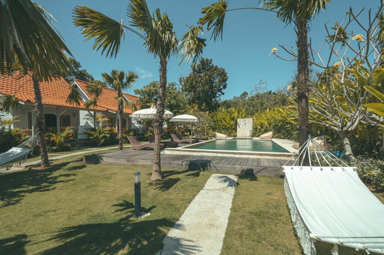Cari Surf Camp & Studio'S Uluwatu Екстериор снимка