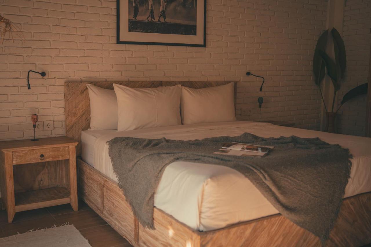 Cari Surf Camp & Studio'S Uluwatu Екстериор снимка