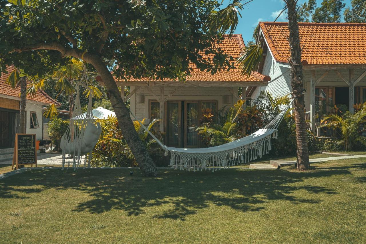 Cari Surf Camp & Studio'S Uluwatu Екстериор снимка