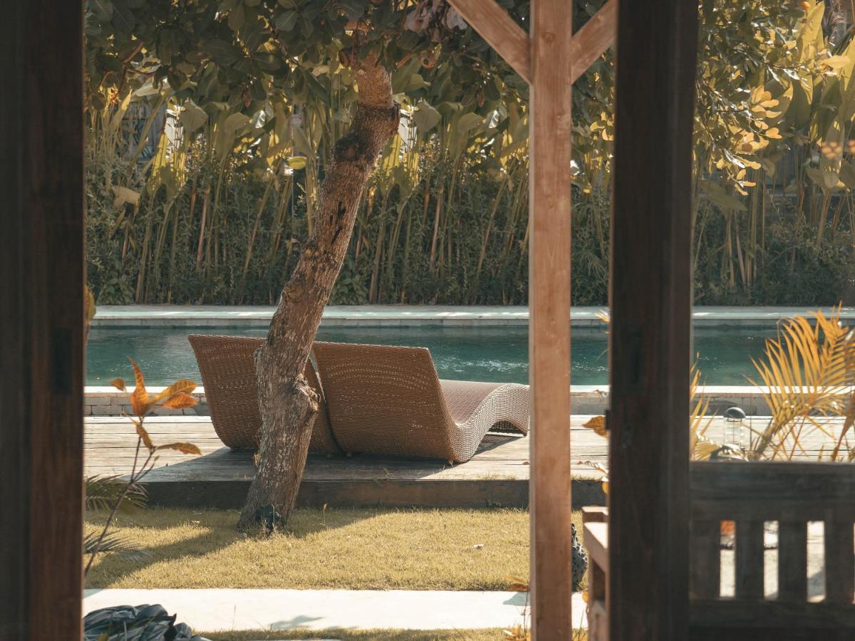 Cari Surf Camp & Studio'S Uluwatu Екстериор снимка