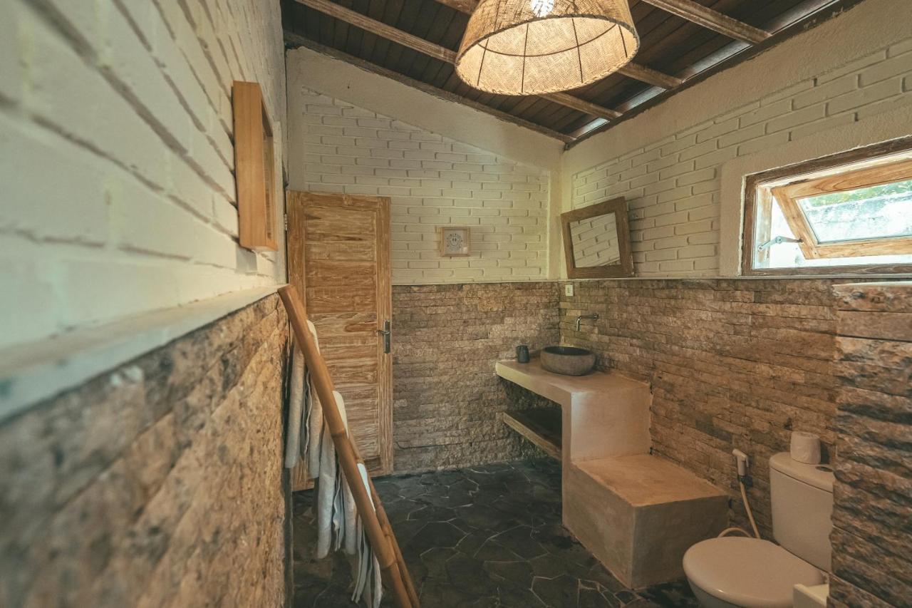 Cari Surf Camp & Studio'S Uluwatu Екстериор снимка