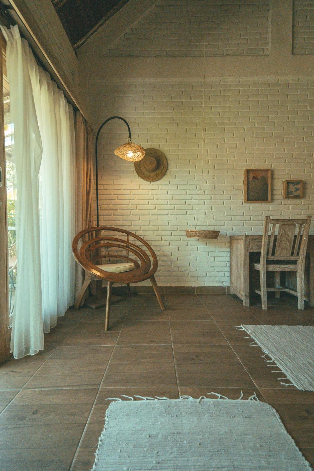 Cari Surf Camp & Studio'S Uluwatu Екстериор снимка